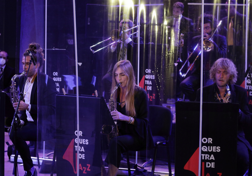 Actuación de la Orquestra de Jazz del Conservatori Superior de Música Joaquín Rodrigo, en Serenates 2021.